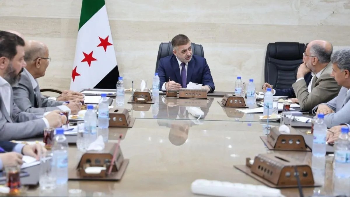 الرئاسة السورية تقرّ إجراءات جديدة بشأن إجازات العاملين والعقود المؤقتة في القطاع العام