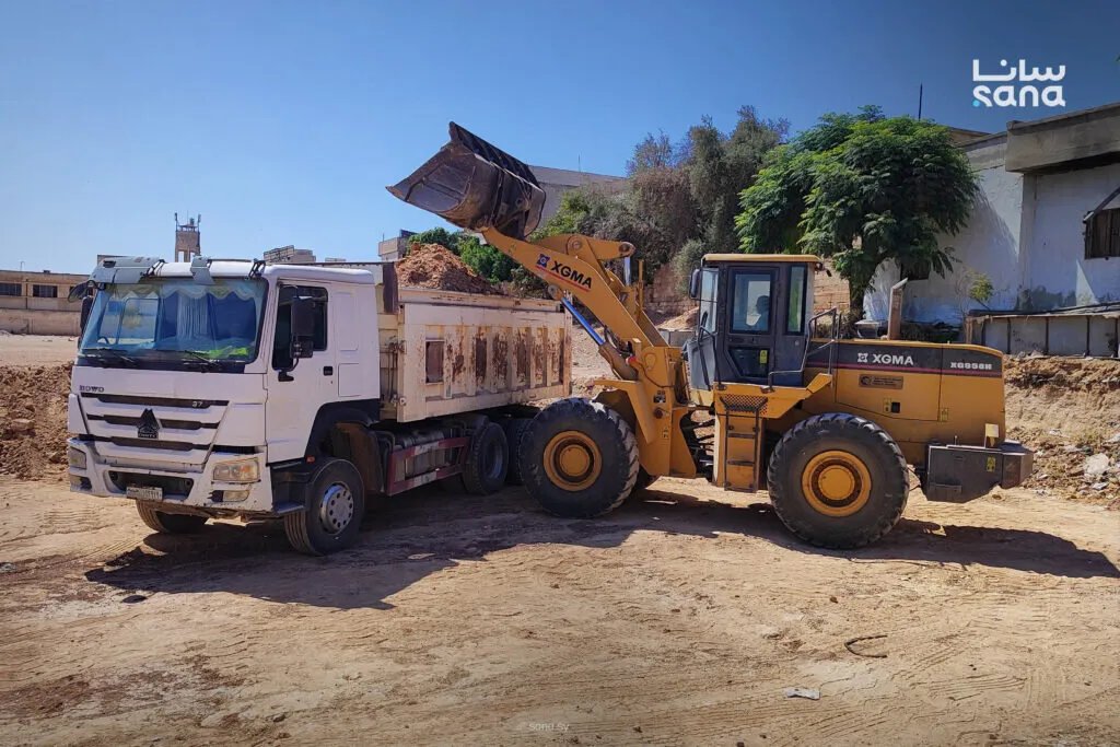 حملة واسعة في خطاب بريف حماة لإزالة آثار الدمار وإعادة الحياة