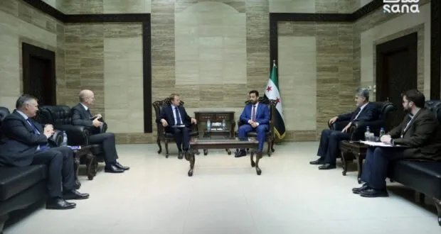 وزير الصحة السوري يبحث مع وفد فرنسي تعزيز التعاون في المجال الصحي وإعادة تأهيل المشافي