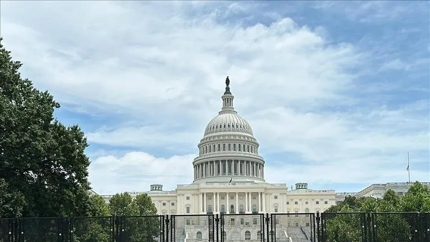 أعضاء في الكونغرس الأمريكي يدعون إسرائيل لوقف فوري للأعمال العدائية في سوريا