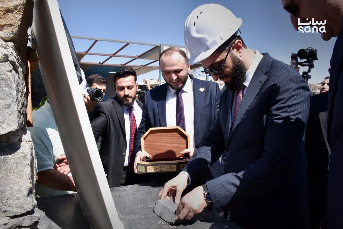 الرئيس الشرع يطلق مشاريع تنموية واستثمارية ضخمة في حمص