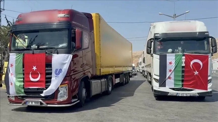 بعد توقف دام 13 عاماً: استئناف النقل البري المباشر بين تركيا وسوريا يفتح آفاقاً جديدة للتجارة الإقليمية