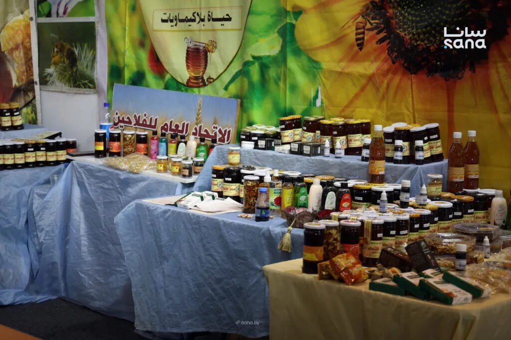 العسل السوري الطبيعي يتألق في معرض دمشق الدولي كفرصة اقتصادية واستثمارية