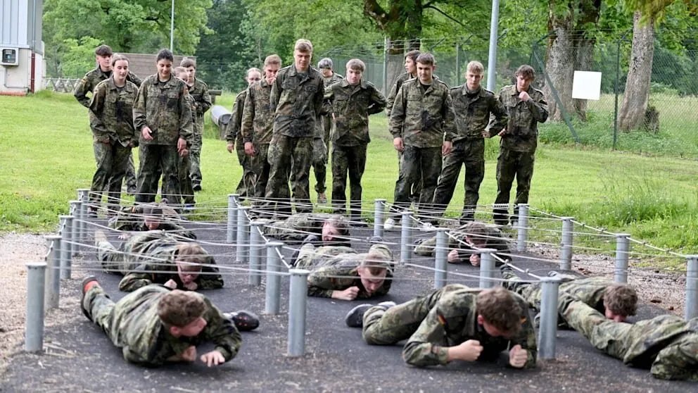 استطلاع يكشف: الألمان يشككون في نجاح خطة التجنيد الطوعي للجيش