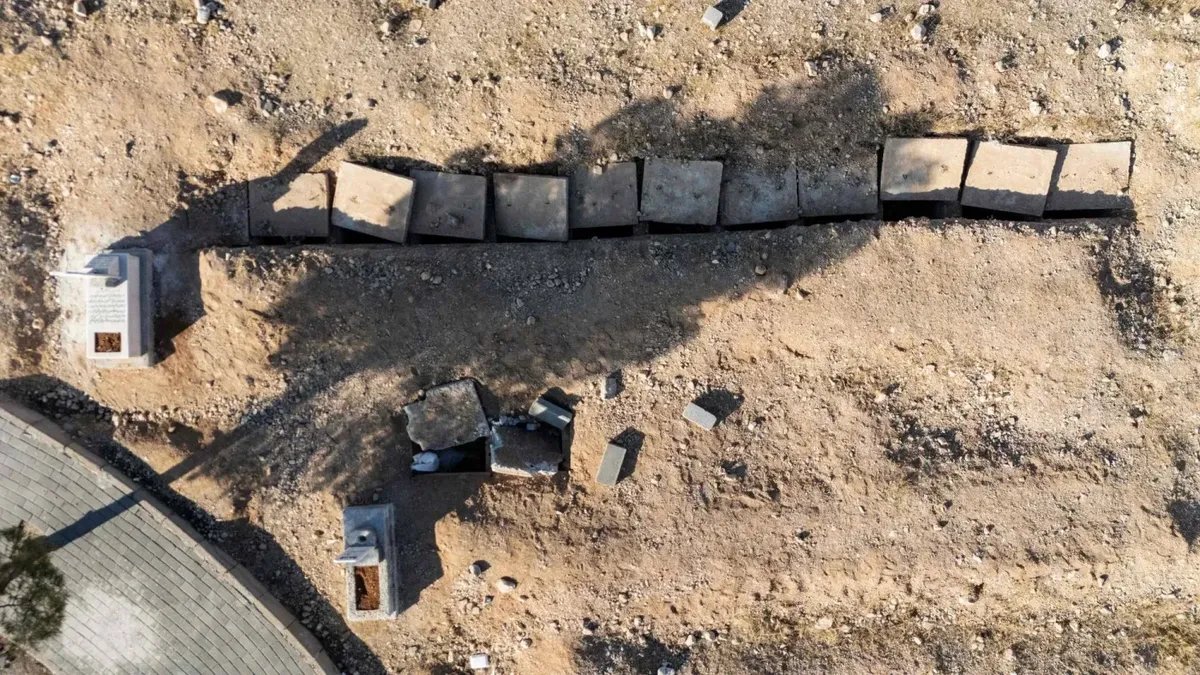 مقبرة جماعية بريف حمص تُعيد فتح ملف المفقودين وتُطالب بتحقيق دولي لكشف ملابسات الجريمة