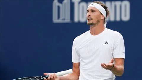 زفيريف يفشل في أمريكا المفتوحة: أوجيه-ألياسيم يطيح بالمصنف الثالث من الدور الثالث