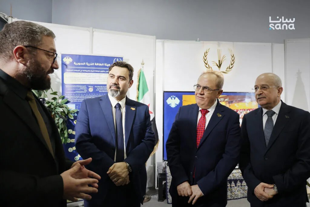 وزيرا التربية والتعليم العالي يتفقدان إبداعات الطلاب ومشاريعهم المبتكرة في معرض دمشق الدولي