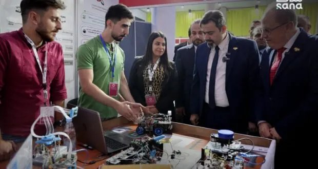 وزيرا التربية والتعليم العالي يتفقدان إبداعات الطلاب ومشاريعهم المبتكرة في معرض دمشق الدولي