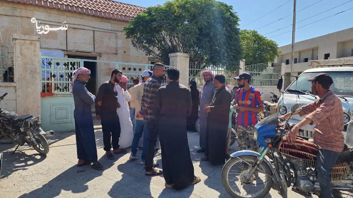 مبادرة "بصمة عطاء" تضيء شمعة أمل في ريف منبج المهجّر: دعم ذاتي للأهالي في ظل غياب المنظمات الدولية