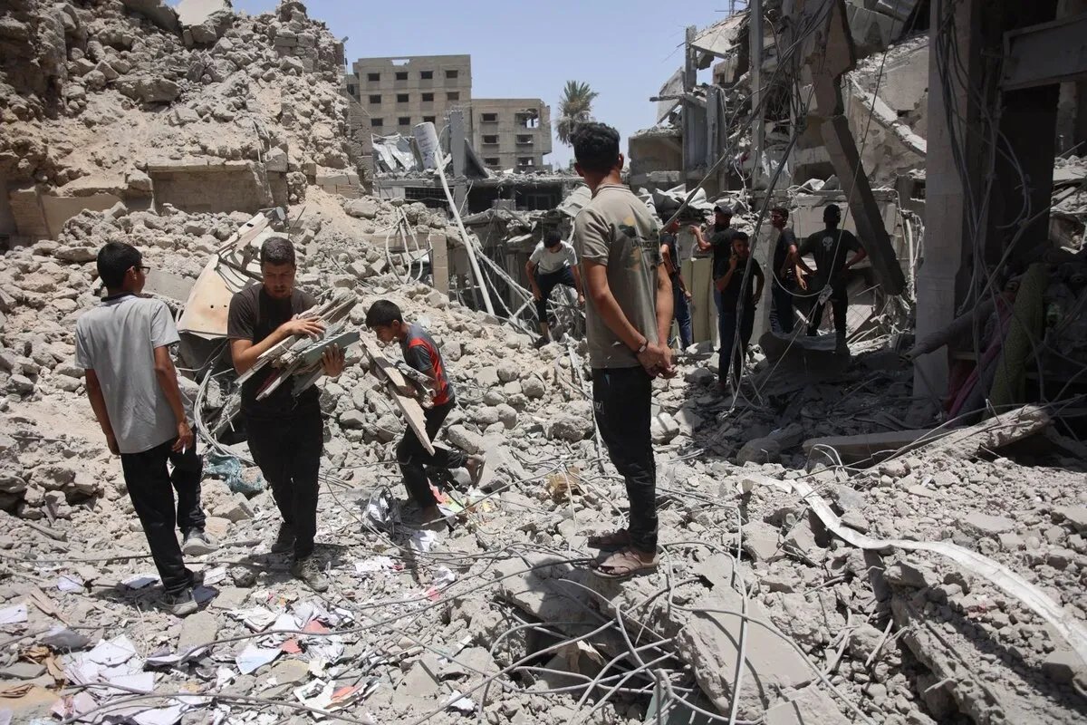 بريطانيا تطالب بوقف فوري للعمليات العسكرية الإسرائيلية في غزة وتندد بمنع دخول المساعدات