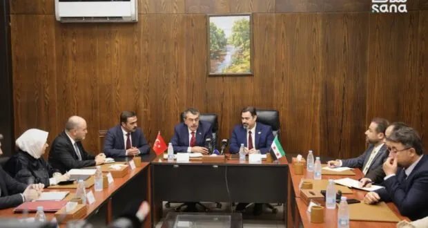 سوريا وتركيا تتفقان على تعزيز التعاون التعليمي وترميم المدارس المتضررة