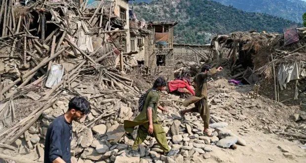 هزة أرضية جديدة تضرب أفغانستان بعد أيام من الزلزال المدمر