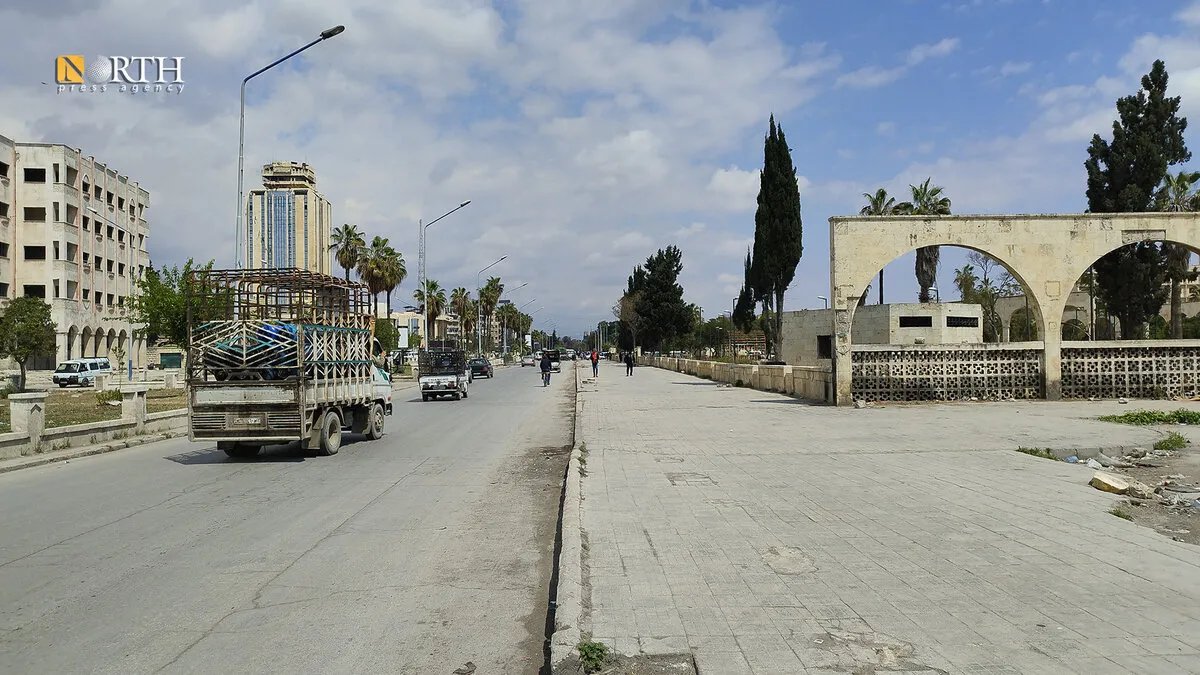 حملة لإزالة التعديات والبسطات العشوائية تُعيد تنظيم حي الجميلية ومركز مدينة حلب