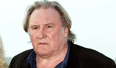 جيرار دوبارديو يمثل أمام محكمة الجنايات في باريس بتهمة الاغتصاب