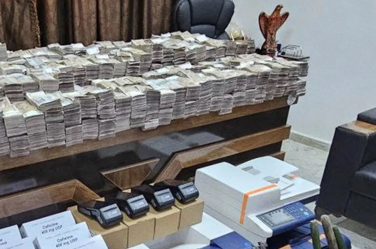 الأمن الجنائي بدمشق يستعيد أموالاً مسروقة من بنك ليلة سقوط النظام ويكشف عن تفاصيل العملية