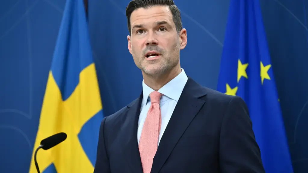 السويد تصعّد جهودها لإعادة اللاجئين السوريين: ترحيل طوعي وقسري محتمل