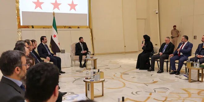 الرئيس الشرع ووزير الخارجية يلتقيان بالجالية السورية في قطر: تأكيد على الروابط المتينة