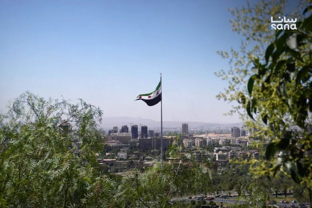 ارتفاع طفيف في الحرارة مع أجواء صحوة وغبار في المناطق الشرقية