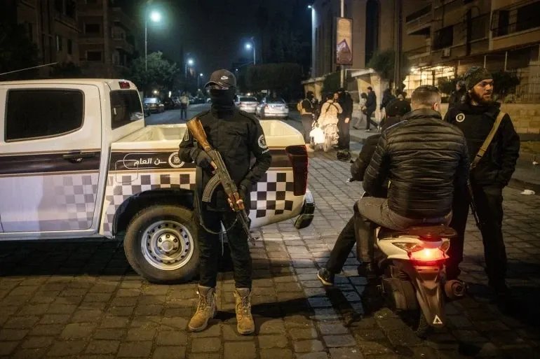 إدلب: الأمن الداخلي يلقي القبض على مجرم خطير متورط بجرائم عنف