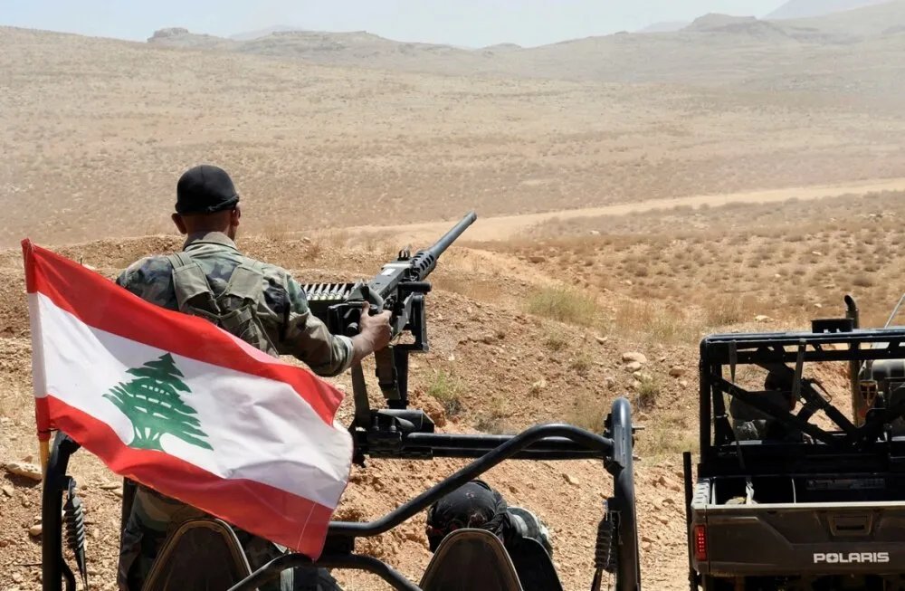 الجيش اللبناني يضبط شبكة تهريب أسلحة على الحدود السورية