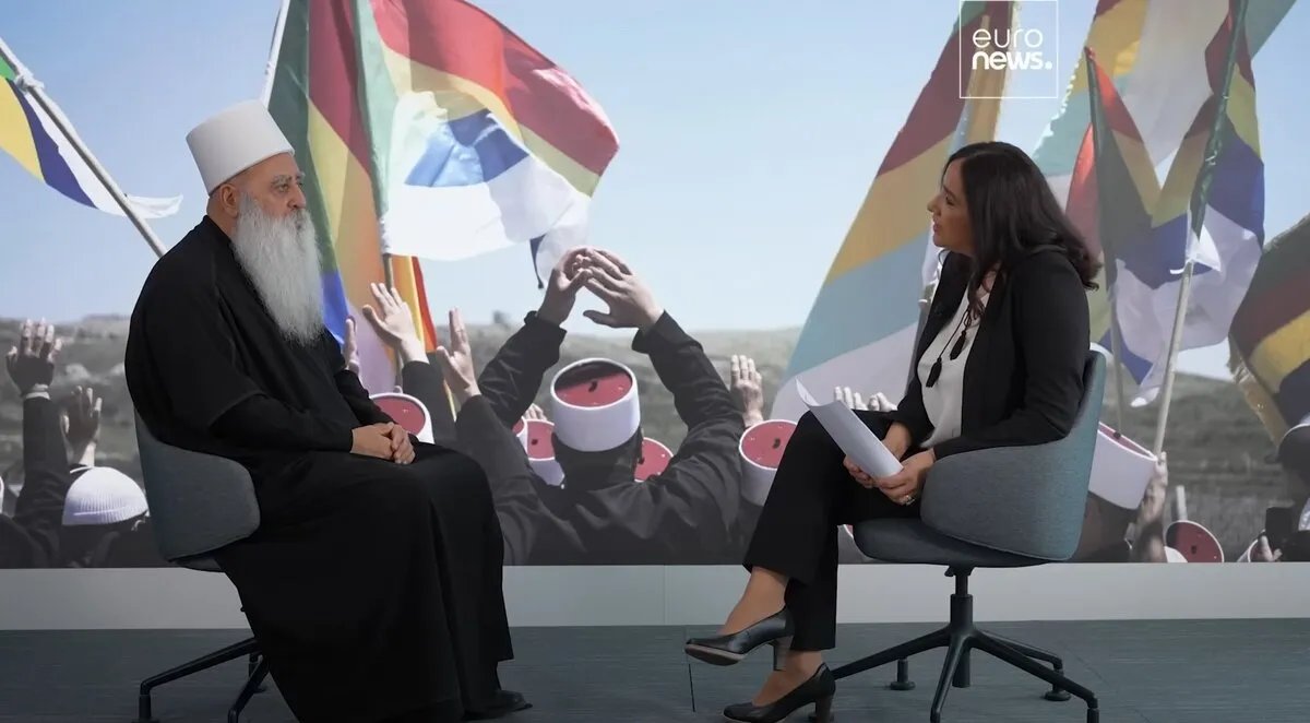 لقاء جريء: قناة أوروبية تستضيف موفق طريف وتناقش وضع الدروز في سوريا والتدخلات الإسرائيلية