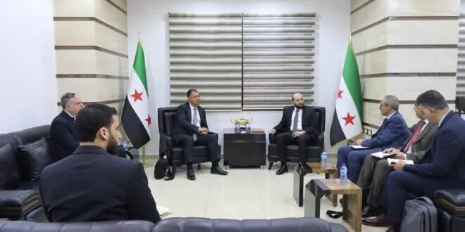 وزير الطاقة السوري يبحث مع البنك الإسلامي للتنمية في قطر تطوير قطاعي النفط والكهرباء