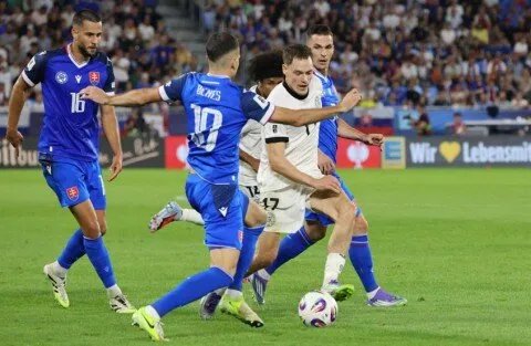 إيطاليا تعزز حظوظها في التأهل لكأس العالم 2026 بفوز كبير