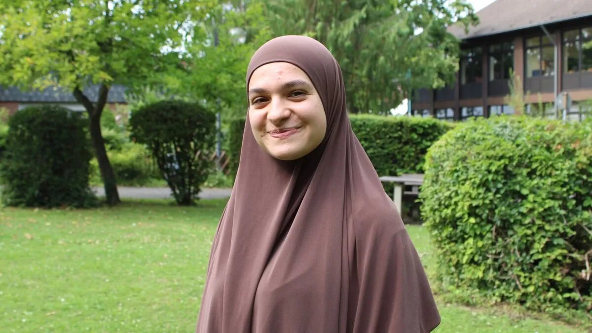 من حلب إلى ألمانيا: قصة فاطمة غزال حبال وإصرارها على تحقيق حلم الطب