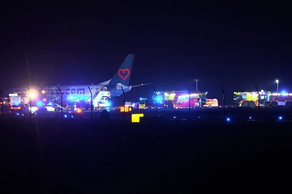 نجاة ركاب طائرة بوينغ في مطار مونستر بعد تجاوزها المدرج وسط أجواء مرعبة