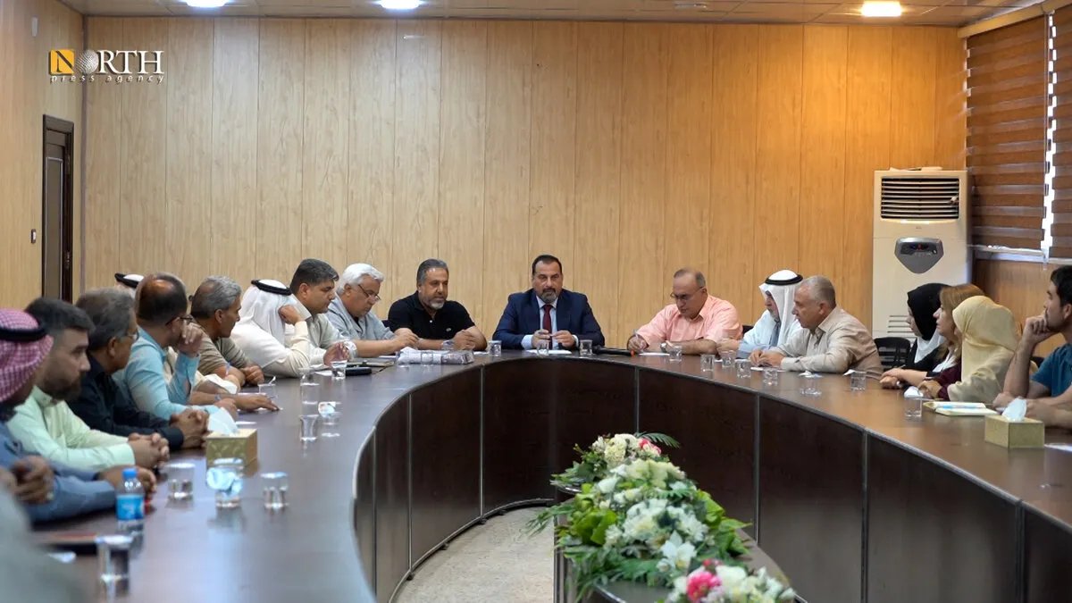 الإدارة الذاتية تطالب بضمانات دولية لاتفاق مع الحكومة السورية: واشنطن وباريس والرياض في الصورة