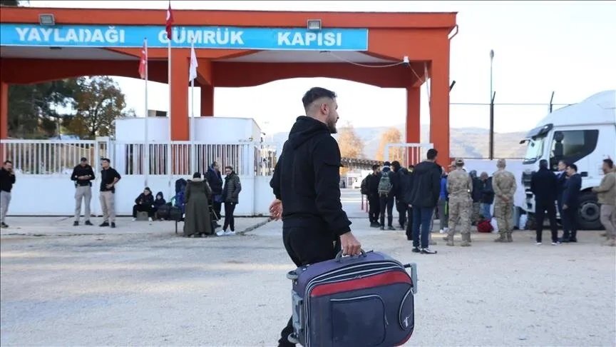 عودة طوعية: أكثر من 474 ألف سوري إلى بلادهم من تركيا منذ ديسمبر 2024