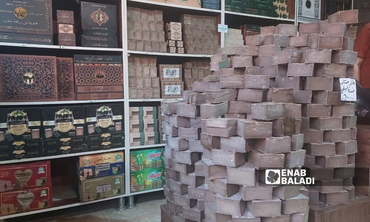 الصابون الحلبي: تاريخ عريق يواجه تحديات البقاء في ظل الحرب وتغير الأذواق