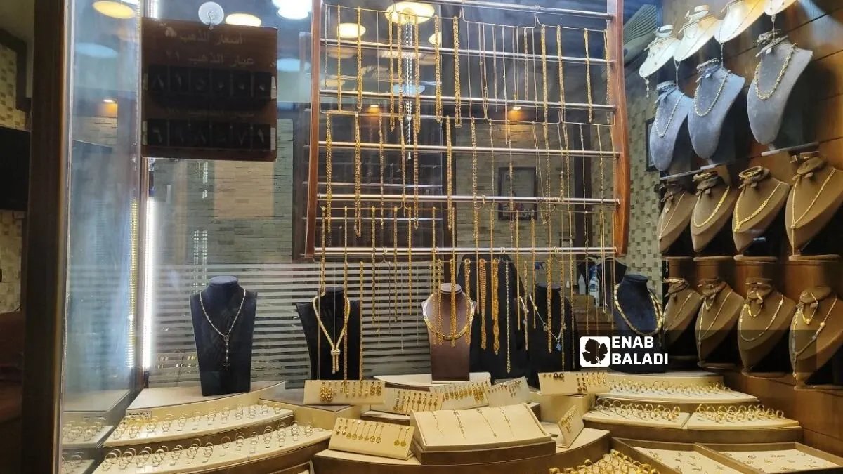 تحليل أسباب ارتفاع الدولار والذهب في سوريا: نظرة على السوق وتوقعات الخبراء