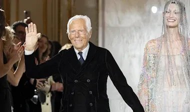 جورجيو أرماني: كيف أعاد تعريف الأناقة وأثرى عالم الموضة