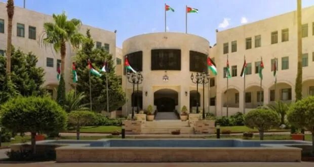 الأردن يدين بشدة القصف الإسرائيلي على سوريا ويحذر من التصعيد