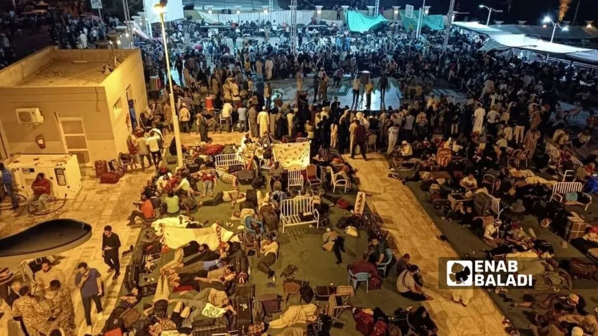 رحلة يائسة: سوريون في السودان يواجهون الموت للعودة إلى الوطن