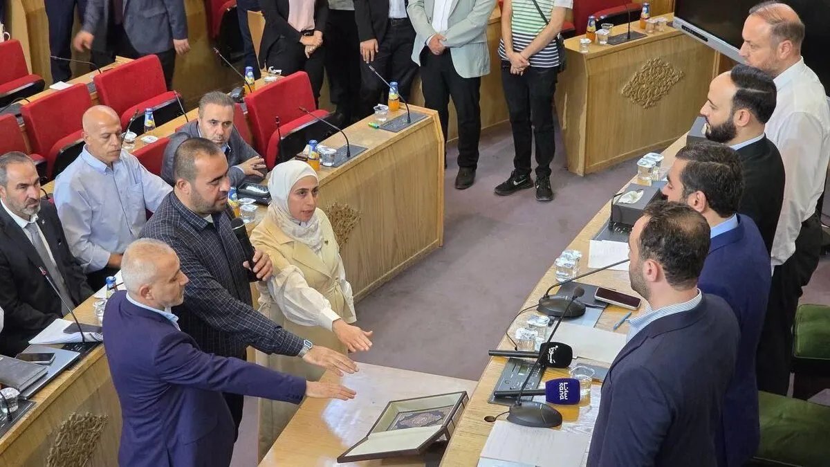 اتهامات بالتحيز والانتقائية تطال لجنة الانتخابات الفرعية في مدينة الباب