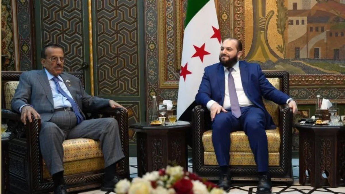 خلف الحبتور يعتزم استثمارًا ضخمًا في سوريا: مشروع لـ 3000 حافلة وتوفير فرص عمل