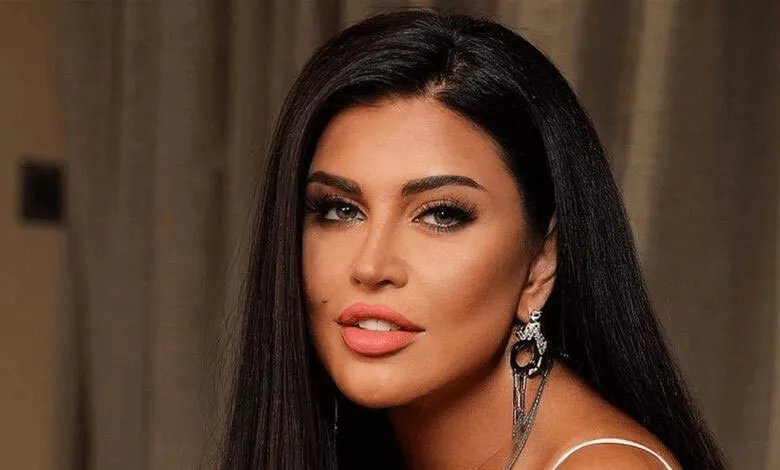 جومانا مراد تخطف الأنظار في دبي بفستان فالنتينو الأبيض.. سعره يتجاوز 4000 دولار!