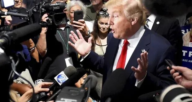 أكثر من 100 مؤسسة إعلامية تطالب ترامب بالتراجع عن قيود تأشيرات الصحفيين