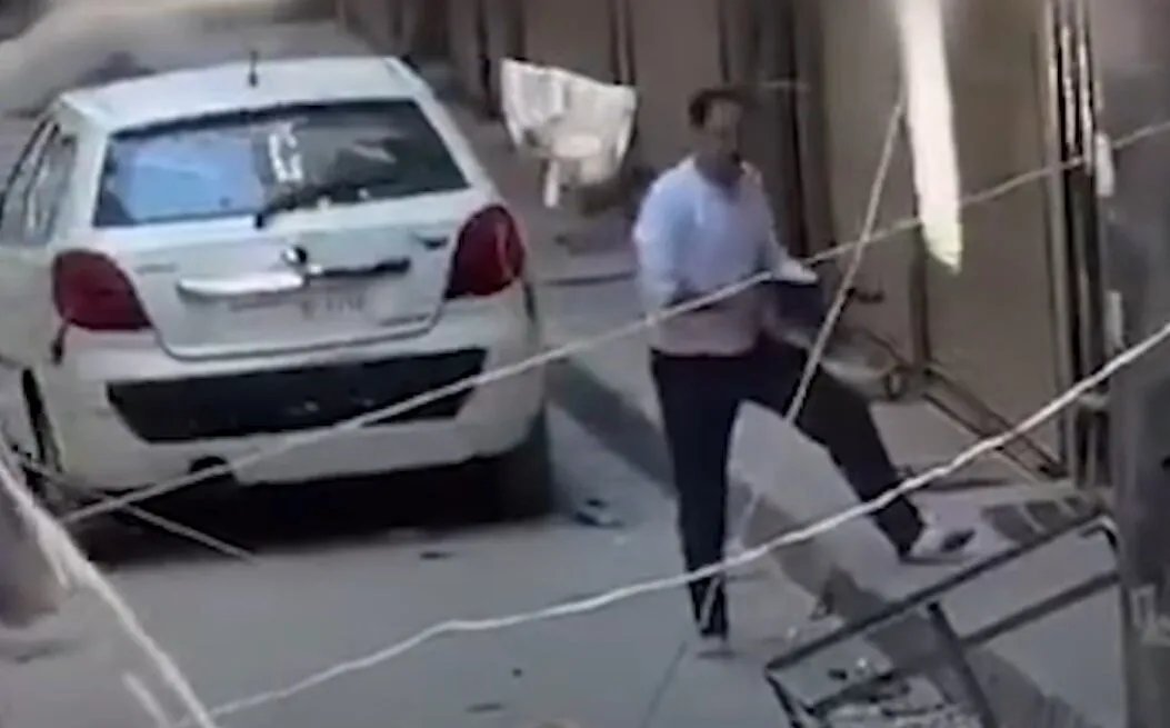 صادم في حلب: القبض على شخص مسلح يهدد المارة (فيديو)