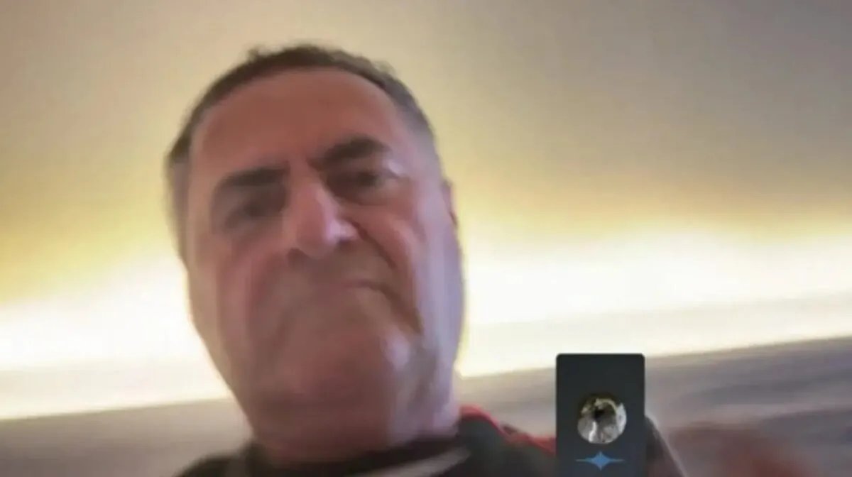 هاكر تركي يخترق خصوصية وزير الدفاع الإسرائيلي وينشر صورة من مكالمة فيديو