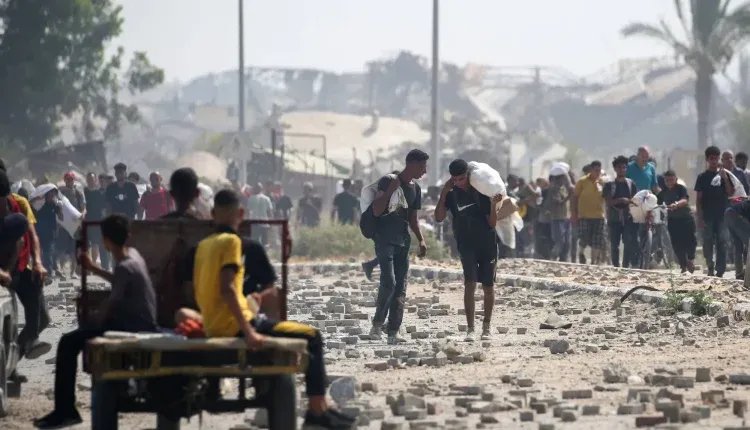 خطة إسرائيلية مثيرة للجدل: نتنياهو يبحث تهجير سكان غزة وسط رفض مصري قاطع