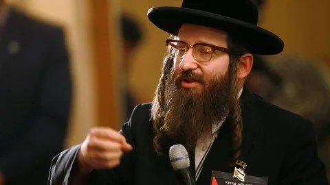 حاخام يهودي: الصهيونية تغذي معاداة السامية ونتنياهو لا يمثلنا بسبب جرائم إسرائيل في غزة