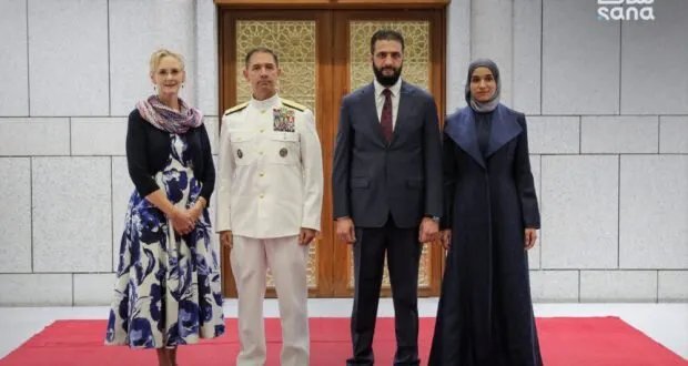 الرئيس الشرع يستقبل قائد القيادة المركزية الأمريكية في دمشق لبحث التعاون