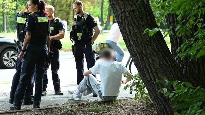 برلين: سائق شاب تحت تأثير المخدرات يصدم أطفالاً ويُحدث إصابات