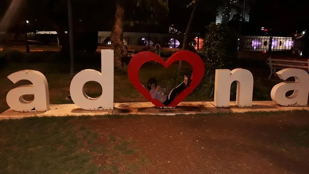 نزوح متزايد: السوريون يغادرون أضنة التركية بأعداد كبيرة