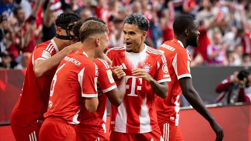 الدوري الألماني: بايرن ميونخ يكتسح هامبورغ بخماسية ويتصدر البوندسليغا