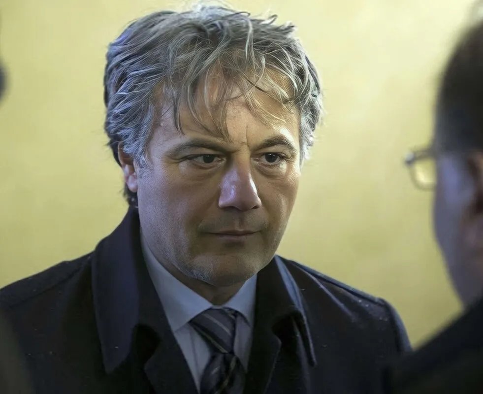 مناف طلاس يدعو لتشكيل "مجلس عسكري" انتقالي في سوريا