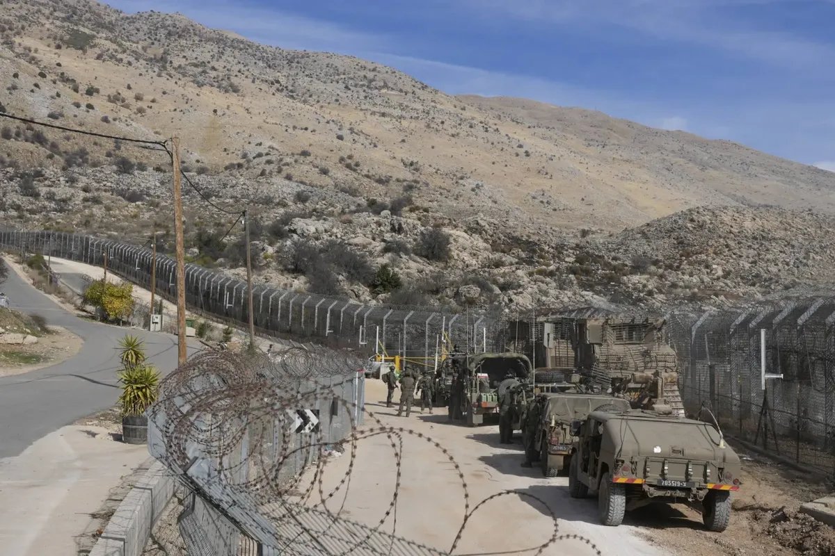 توغل إسرائيلي في بلدة صيصون بريف درعا الغربي وتفتيش للمنازل